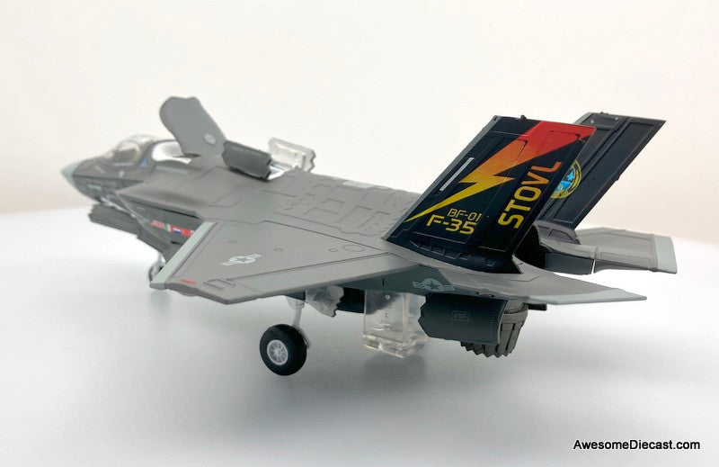 Flight Deck Models 1:72 Lockheed Martin F-35B Lightning 11: US Navy 2009, Air Test And Evaluation Squadron 23 "Salty Dogs"