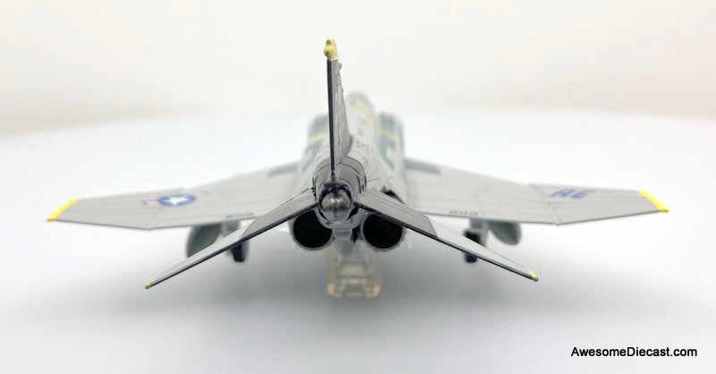 Flight Deck Models 1:100 McDonnell Douglas F-4C Phantom: USS Roosevelt "Jolly Rogers" (Fantasy Shark Mouth Scheme)