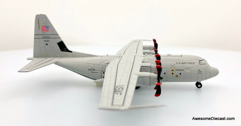 Flight Deck Models 1:200 Lockheed Martin C-130J Super Hercules: United States Air Force