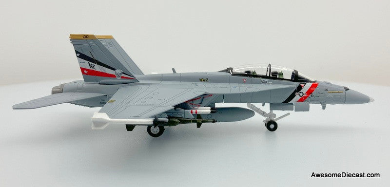 Flight Deck Models 1:100 McDonnell Douglas F/A-18F Super Hornet: US Navy VFA-2 "Bounty Hunters"
