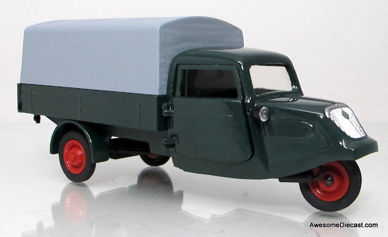 Schuco 1:43 Pace Wagon