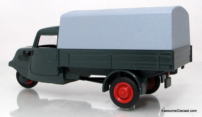 Schuco 1:43 Pace Wagon
