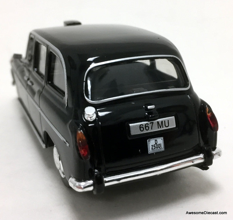 DeAgostini 1:43 1989 Fairway FX4 London Taxi Cab, Black