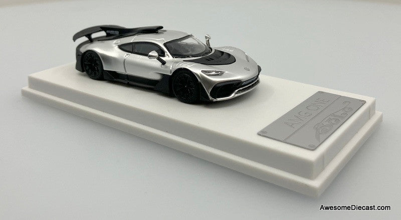 Solo Model 1:64 Mercedes AMG One, Silver