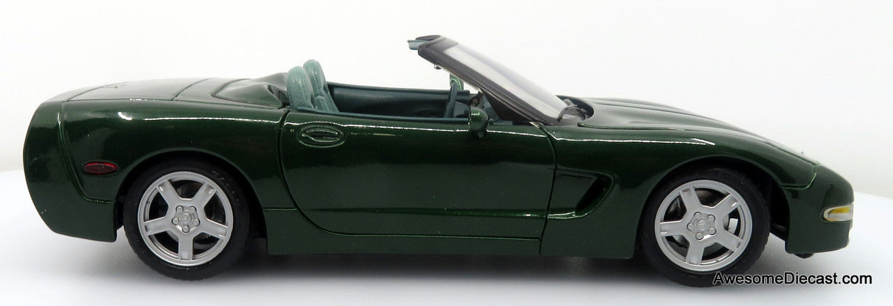1998 Corvette Convertible, Green 1:18 Diecast Model Car by Maisto