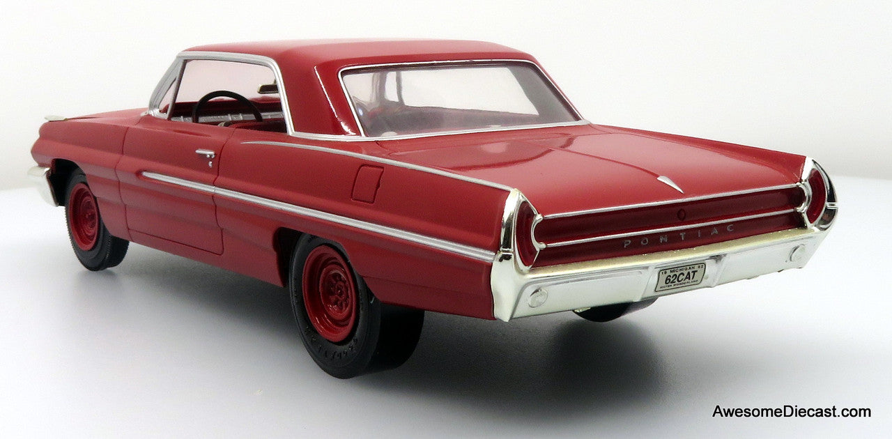 1962 Pontiac Catalina SD421, 1:25 Resin Model Car by AMT