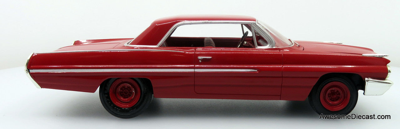 1962 Pontiac Catalina SD421, 1:25 Resin Model Car by AMT
