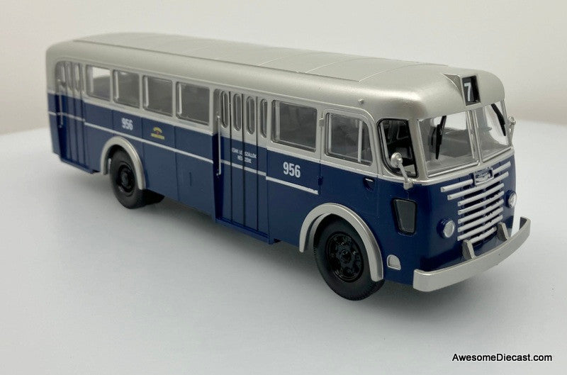 Premium ClassiXXs 1:43 Ikarus 60 Transit Bus: BKV Budapest