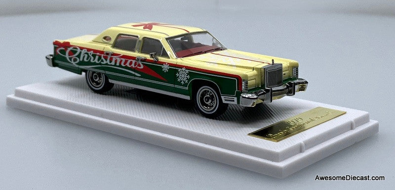 1979 Lincoln Continental Town Car, Christmas Livery 1:64 Diecast Model Car by Sun Star