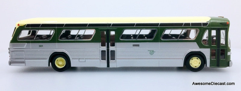 Corgi 1:50 GM Fishbowl Bus: Chicago Transit Authority