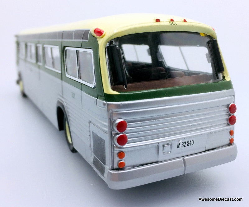 Corgi 1:50 GM Fishbowl Bus: Chicago Transit Authority