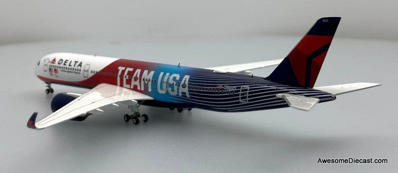 Airbus A350-900: Delta Airlines (N531DN) Team USA 1:200 Diecast Model Plane by Gemini 200