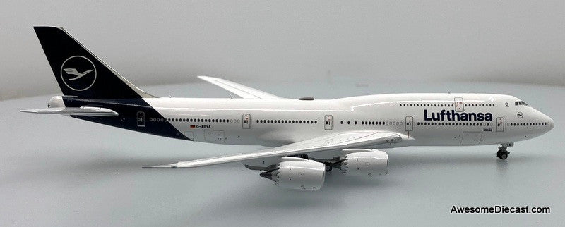 Boeing 747-8: Lufthansa (Reg #D-ABYA) 1:400 Diecast Model Plane by