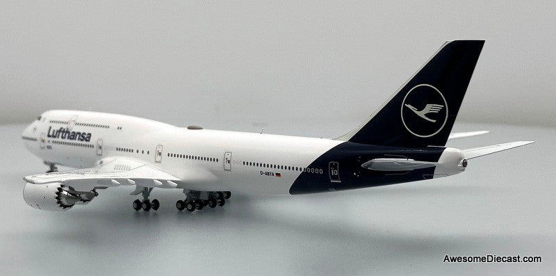 Boeing 747-8: Lufthansa (Reg #D-ABYA) 1:400 Diecast Model Plane by Gemini Jets