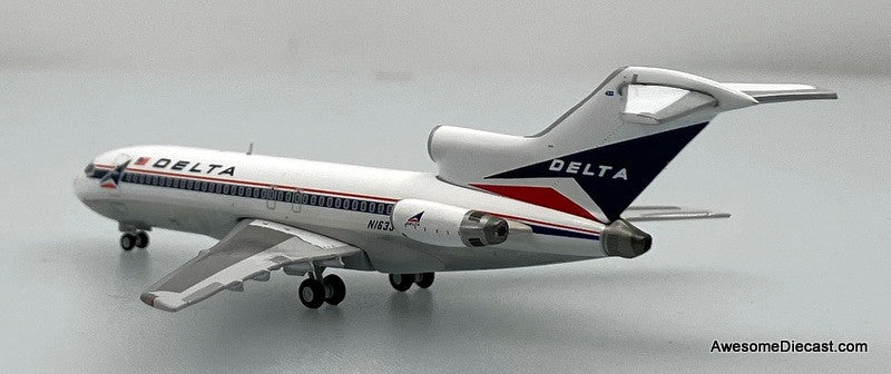 Boeing 727-100: Delta Airlines (Reg #N1633) 1:400 Diecast Model Plane by Gemini Jets