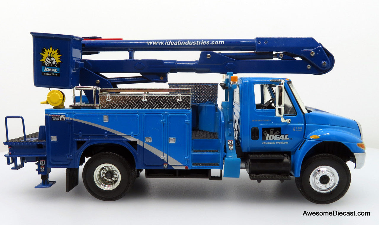 International 4400 Utility Truck Ideal, Blue 1:24 Diecast Model Truck by First Gear