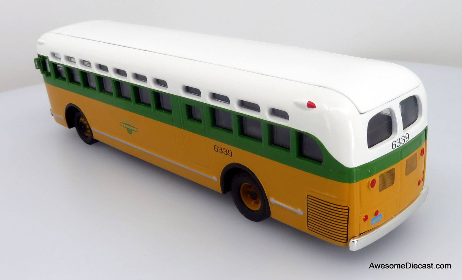 GM 4507 Transit Bus: Los Angeles Transit Lines - Fruit Salad Scheme 1:50 Diecast Model Bus by Corgi