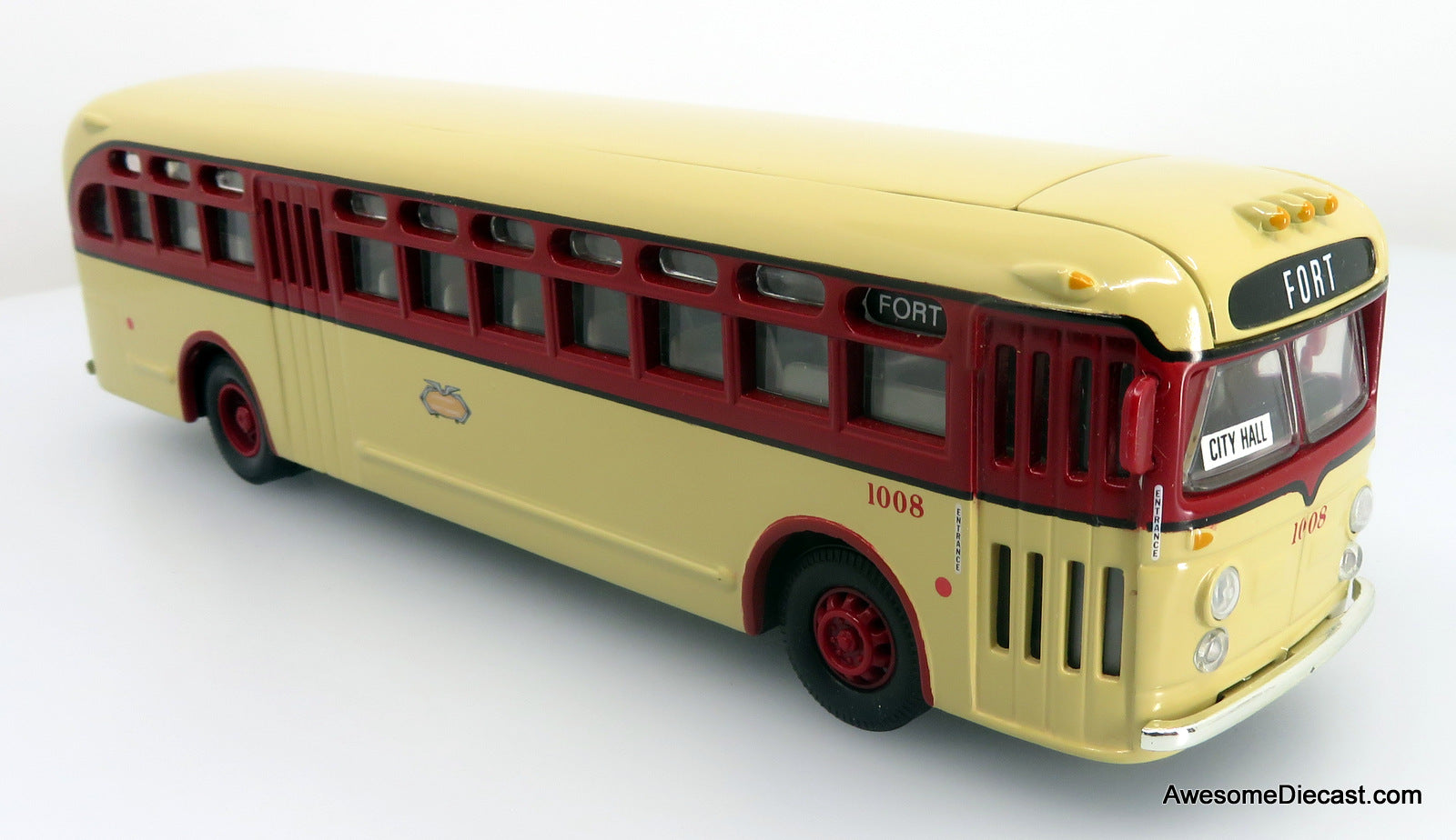 GM 4506 Transit Bus: Detroit Department of Street Railways - 1:50 Diecast Model Bus by Corgi