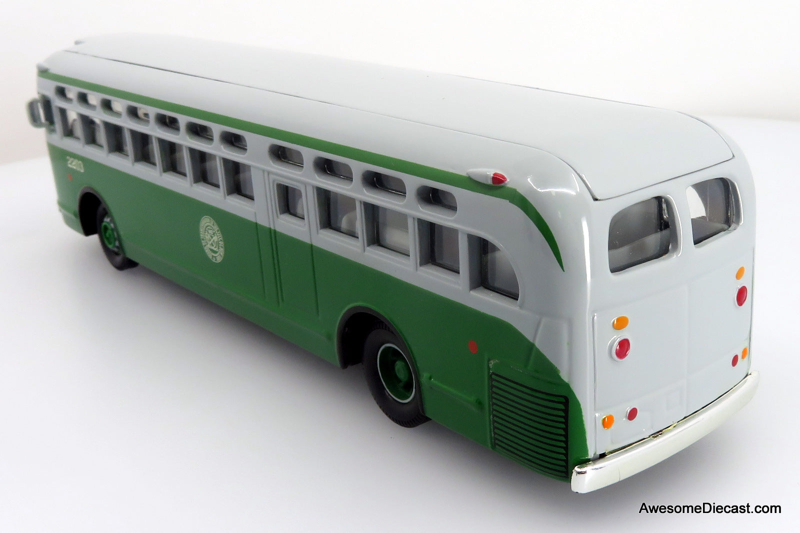 GM 4507 Transit Bus: New York, Board of Transportation of the City of NY - 1:50 Diecast Model Bus by Corgi