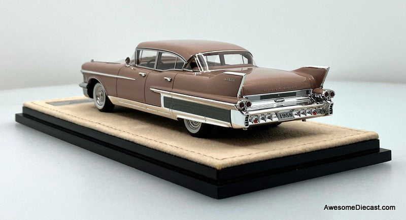 1958 Cadillac Fleetwood Sixty Special, Meridian Taupe 1:43 Resin