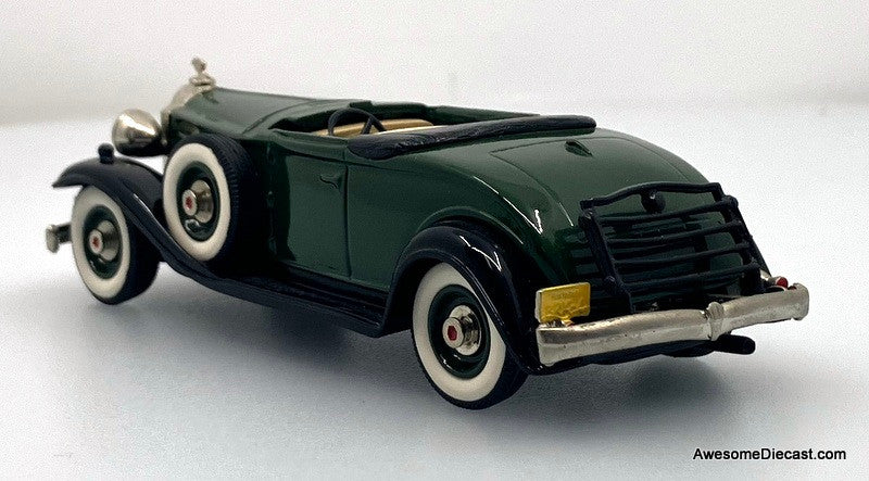 1932 Packard Light 8 Convertible, Green 1:43 White Metal Model Car