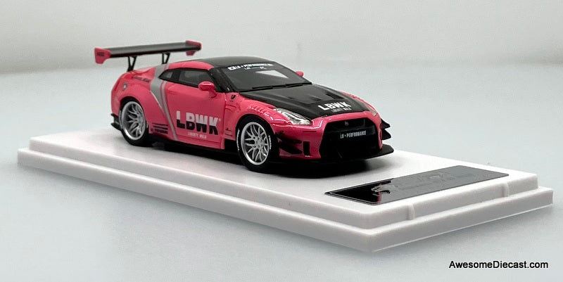 Nissan GTR R35, Metallic Pink/Carbon Fiber 1:64 Diecast Model Car by RR Models