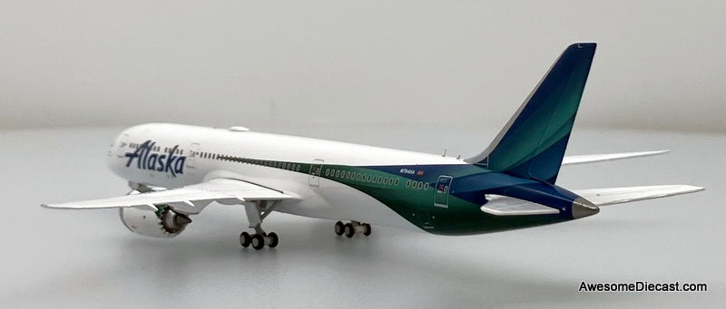 Boeing 787-9: Alaska Airlines (Reg #N784HA) 1:400 Diecast Model Plane by Gemini Jets
