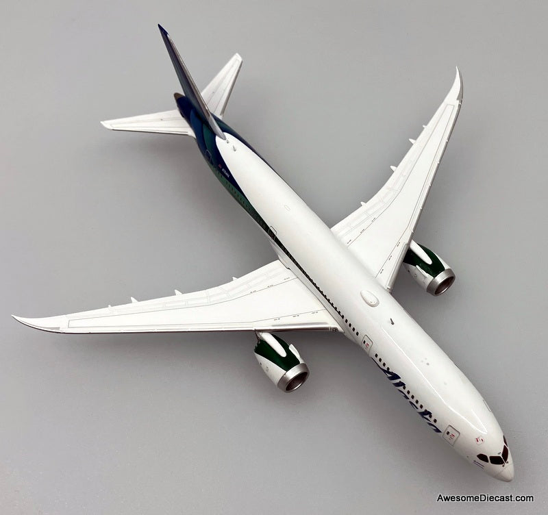 Boeing 787-9: Alaska Airlines (Reg #N784HA) 1:400 Diecast Model