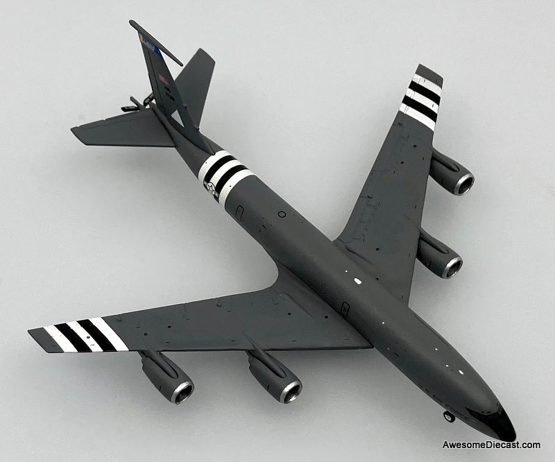 Boeing KC-135 USAF Illinois Air National Guard 63-7981 1:400 Diecast Model Plane by Gemini Macs