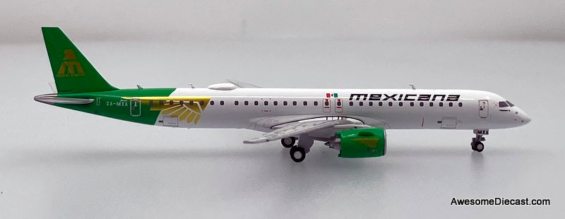 Embraer E195-E2: Mexicana (Reg #XA-MXA) 1:400 Diecast Model Plane by Gemini Jets