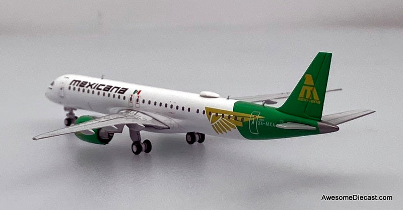 Embraer E195-E2: Mexicana (Reg #XA-MXA) 1:400 Diecast Model Plane by Gemini Jets
