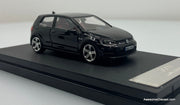 Zoom 1:64 Volkswagen Golf 7R, Black