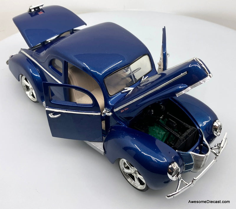 1940 Ford Deluxe Custom, Metallic Blue 1:18 Diecast Model Car by