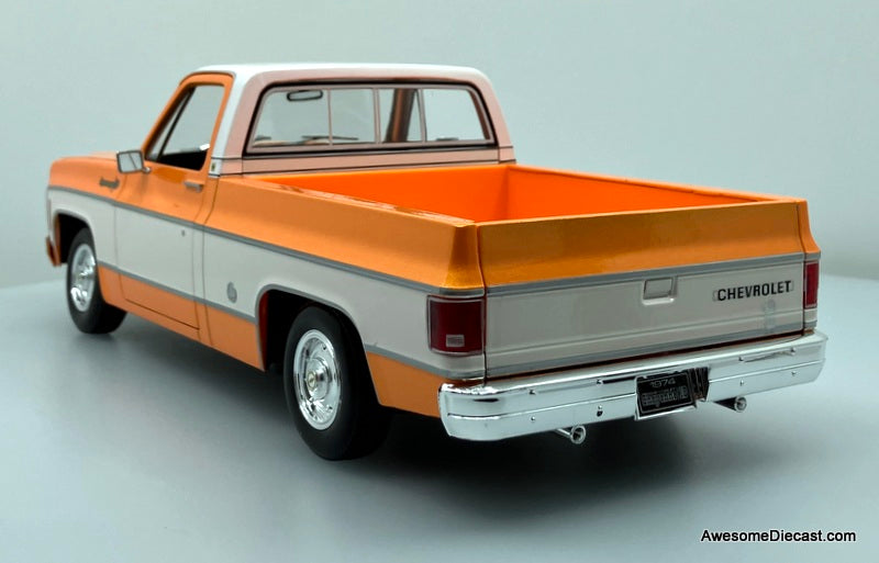 1974 Chevrolet C10 Cheyenne Super Pick-Up 1:18 Diecast Model Truck by Maisto