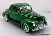 1939 Ford Deluxe Coupe, Metallic Green 1:18 Diecast Model Car by Maisto