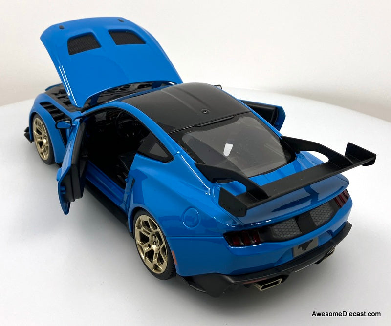 2025 Ford Mustang GTD, Blue 1:18 Diecast Model Car by Maisto