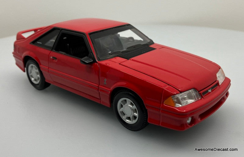 Maisto 1:24 1993 Ford Mustang SVT Cobra, Red