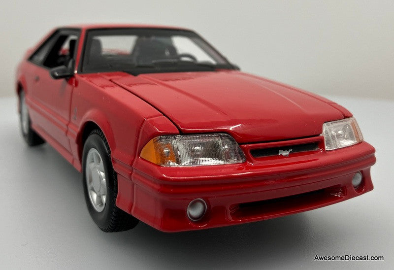 Maisto 1:24 1993 Ford Mustang SVT Cobra, Red