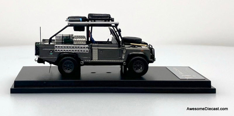 2000 Land Rover Defender, Tomb Raider Livery 1:64 Diecast Model Car by DCM