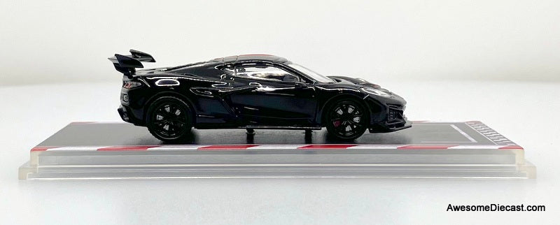 Chevrolet Corvette C8 ZR1, Black 1:64 Diecast Model Car by Fine Works64