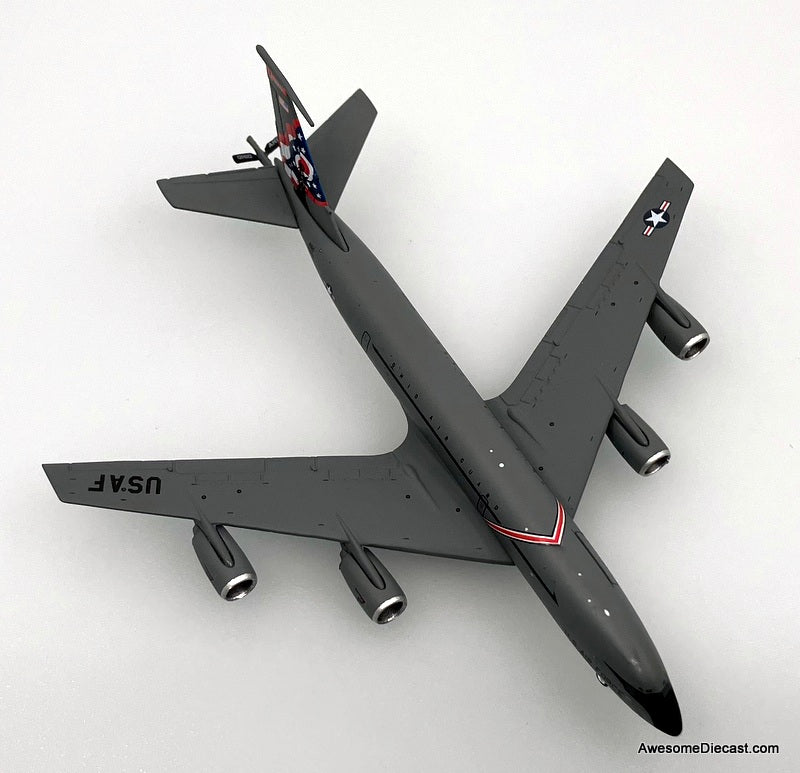 Boeing KC-135R Stratotanker USAF OH ANG #63-8013 1:400Diecast model Plane by Gemini Macs