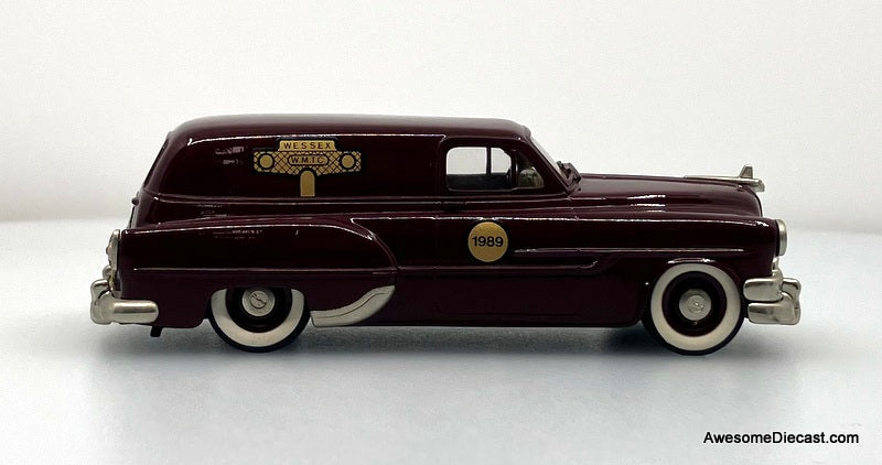 RARE!! 1953 Pontiac Sedan Delivery Van W.M.T.C 1:43 White Metal Model Car by Brooklin Models