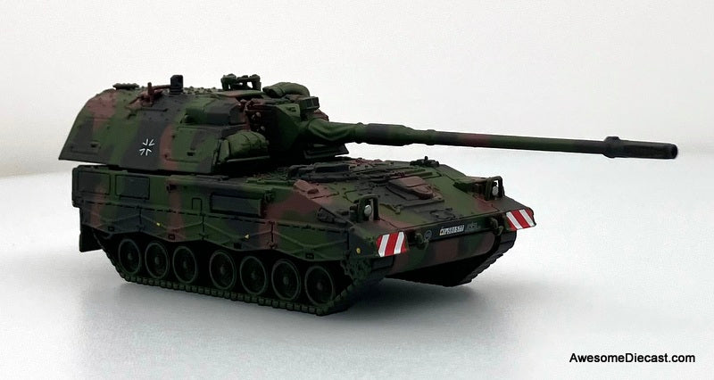 Panzerhaubitze 2000 War Tank, Camouflage 1:87 Diecast Model Tank by Schucco