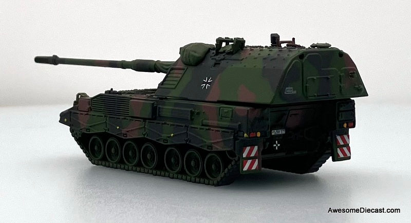 Panzerhaubitze 2000 War Tank, Camouflage 1:87 Diecast Model Tank by Schucco