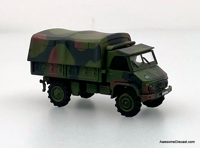 Mercedes Benz Unimog S404, Camouflage 1:87 Diecast Model Truck by Schuco