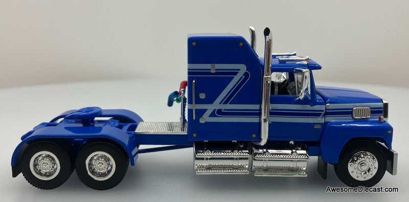 Ford LTL-9000 Aerodyne Sleeper w/Wilson PSAL Stockmaster Spread-Axle Livestock Trailer 1:64 Diecast Model Truck DCP by First Gear