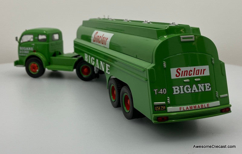 1950 White 3000 Day Cab w/Tanker Trailer: Sinclair Fuel 1:43 Diecast/ABS Plastic Model Truck by Altaya