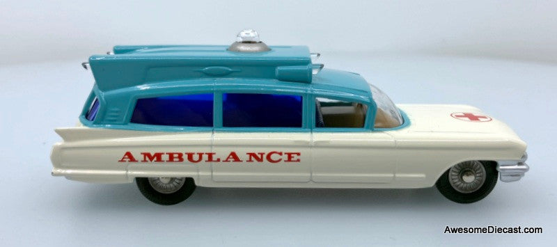 Corgi Re-Creation Superior Ambulance On Cadillac Chassis w/Working Lights