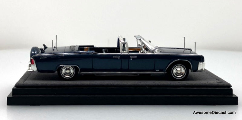 1961 Lincoln Continental X100 Stretch Convertible, Metallic Blue 1