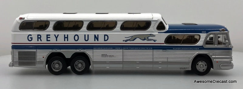 GM 4501 Greyhound Bus Scenicruiser, Destination: Philadelphia